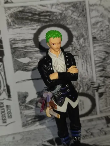 OPORTUNIDADE | Figure Zoro Roronoa One Piece Film Red Original
