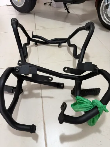 Vendo protetor de carenagem tiger 900 