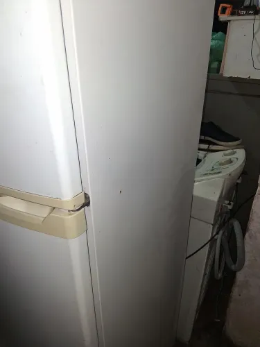 Geladeira Consul biplex em boas condições só 400