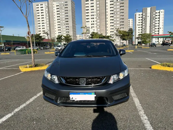 Honda Civic Sedan LXS 1.8/1.8 Flex 16V Aut. 4P 2014