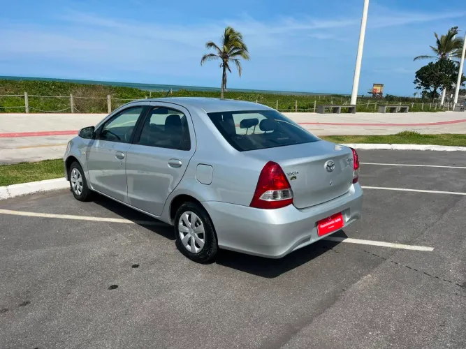 Toyota Etios X Sedan 1.5 Flex 16V 4P Mec. 2019