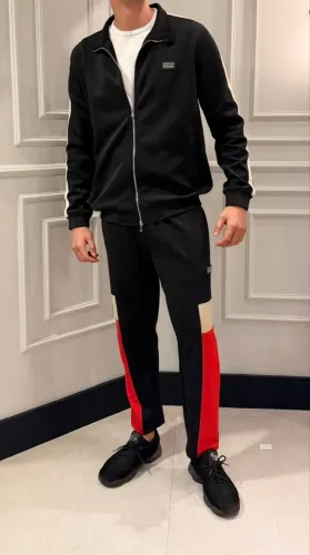 MOLETOM PRETO - WELL KNOWN BRAND - CALÇA + CASACO