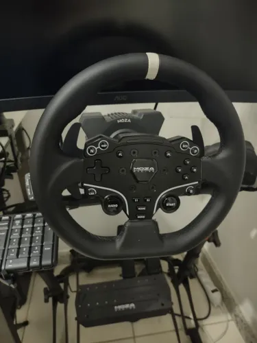 Volante Moza R5 + Suporte SGT Extreme Racing