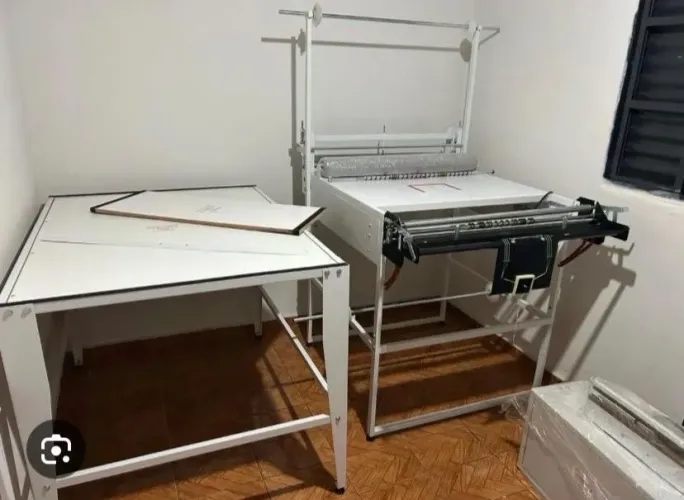 Máquina de fabricar fraldas