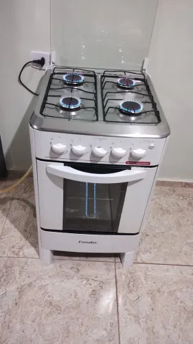 Fogão Esmaltec limpinho (entrego)