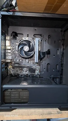 Ryzen 3 5300G+16GB RAM