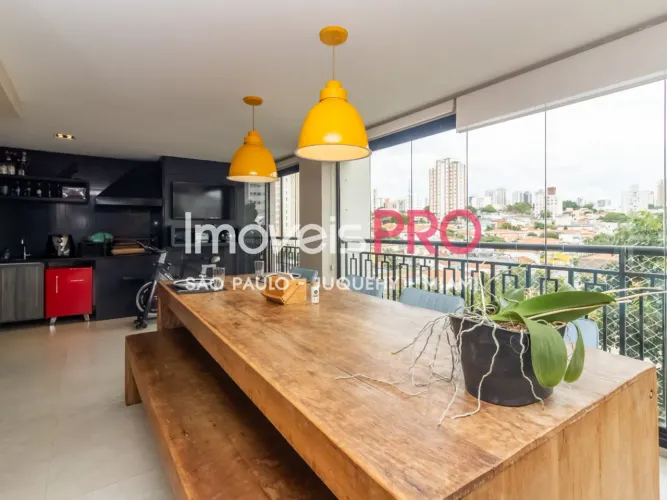 Oportunidade Única: Espaçoso Apartamento de 140 m² com 3 Suítes e 2 Vagas de Garagem