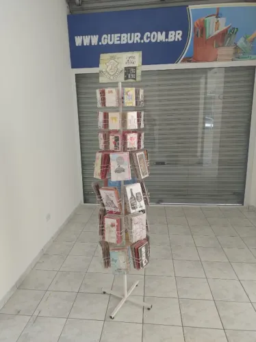 TORRANDO POR R$1.000,00 - Lote de 410 Cartões Presente Zenir Disarz - Grátis Expositor