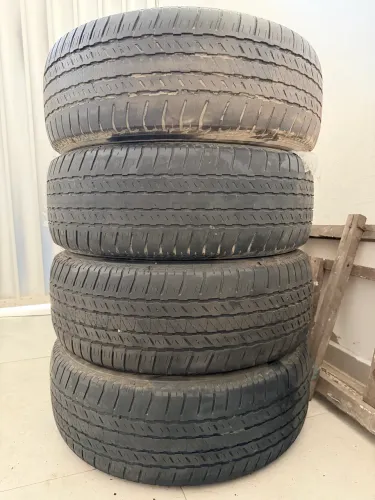 Pneus Bridgestone 265/60 R18