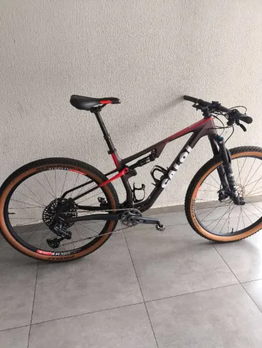 Bicicleta 29 Caloi Carbono 