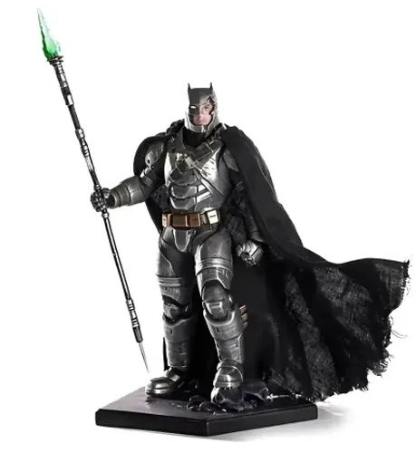 Battle Damaged Armored Batman 1/10 Art Scale Iron Studios
