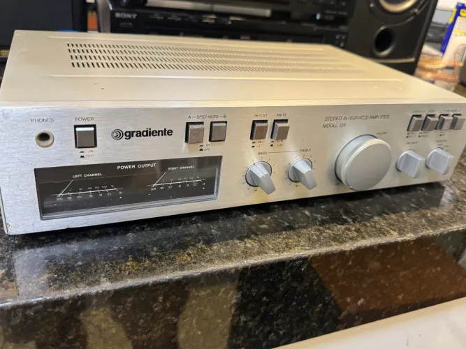 Amplificador integrado Gradiente Model 126(revisado com garantia)!