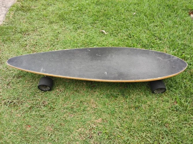 Long surf skate