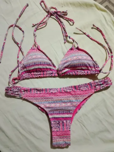 Bikini rosa tamanho P