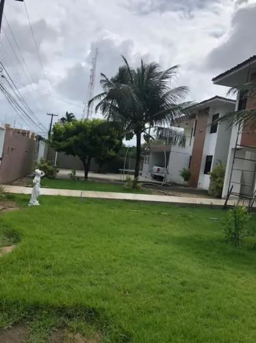 Vendo, Alugo ou Permuto, Casa com Área de 1.000 M2, Bairro dos Estados.