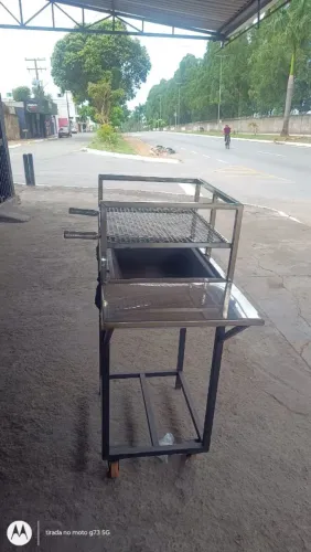 Churrasqueira nova