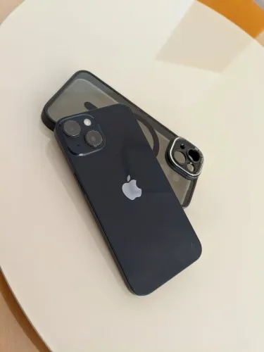 iPhone 14 em excelente estado