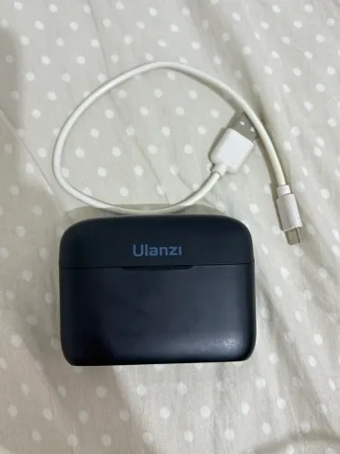 Microfone sem fio Ulanzi J12 entrada Lightning  