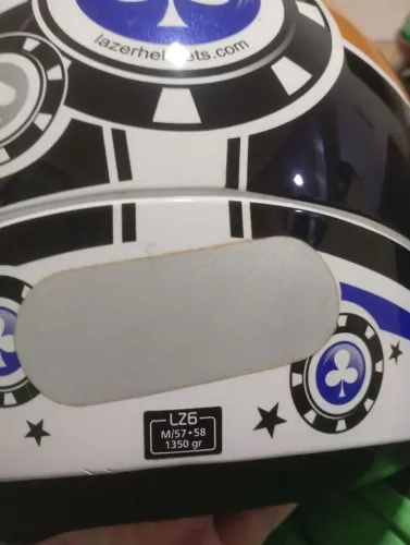 Capacete semi novo