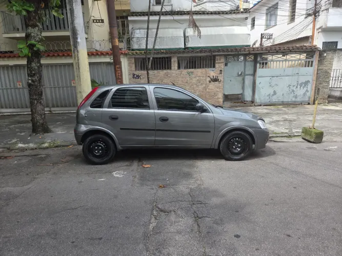 Chevrolet Corsa Hatchback 1.0 MPFI 8V 71cv 5P 2004