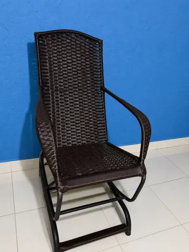 CADEIRA DE BALANÇO 