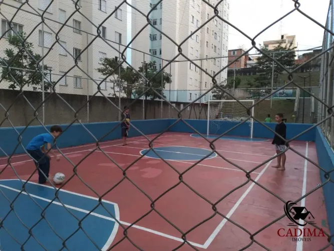 Apartamento 02 dormitórios no Jardim Brasília!