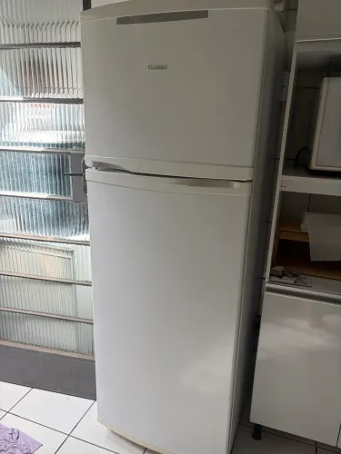 Geladeira Consul Frost Free 370 litros