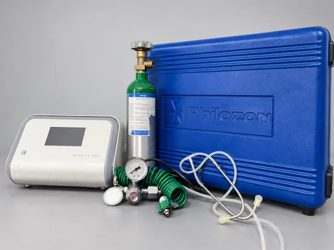 Máquina de Ozônio Philozon Medplus One com Torre 1L