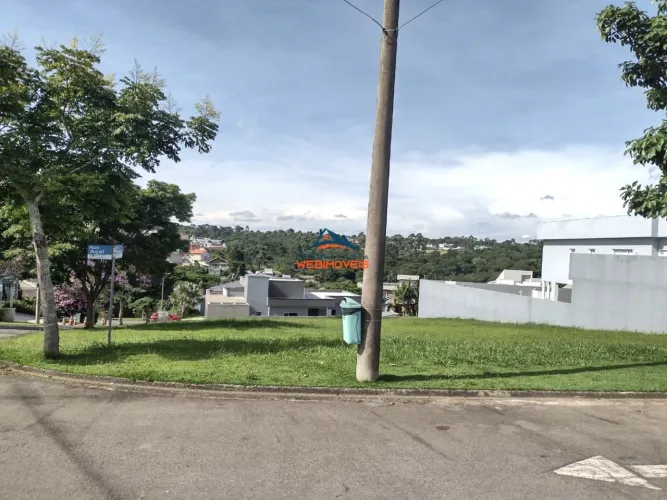Terreno em Condomínio de Luxo em Terras de Santa Adelia, Vargem Grande Paulista-SP: 720m²