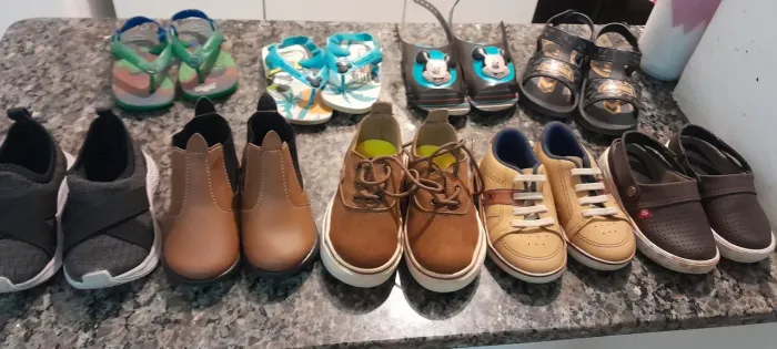 Lote sapatos menino tamanho 21 e 22