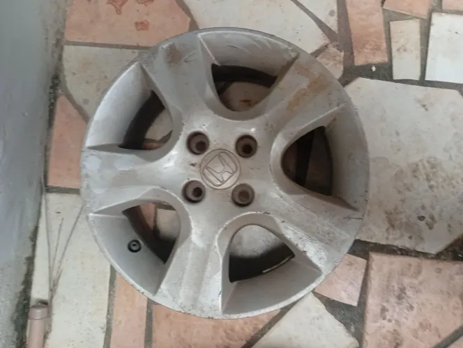 1 roda de carro