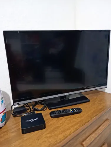 Tv AOC 