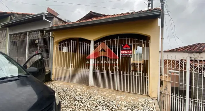 Ótima Casa na região Central da Cidade de Paraisópolis