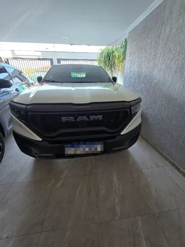 Ram Rampage Rebel Hurr.4 2.0 TB CD 4X4 AUT 2025