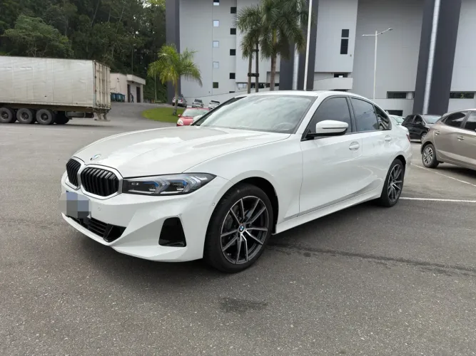BMW 320I A Modern/sport TB 2.0/a.flex 16V 4P 2025