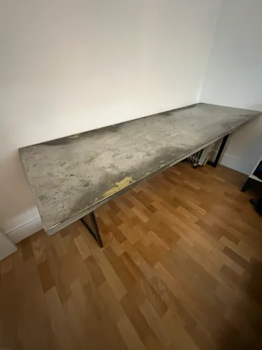 Mesa escritório com cavaletes