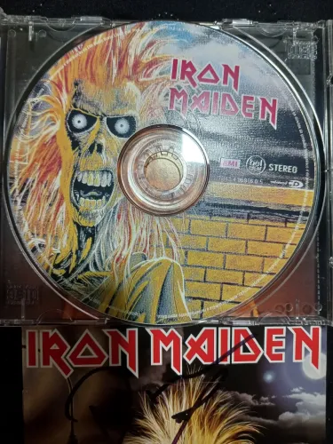 CD Iron Maiden autografado Paul d' Anno