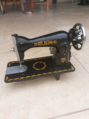 MAQUINA DE COSTURA ELGIN