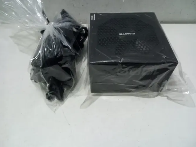 Fonte Real Gigabyte 1000W 80 plus GOLD