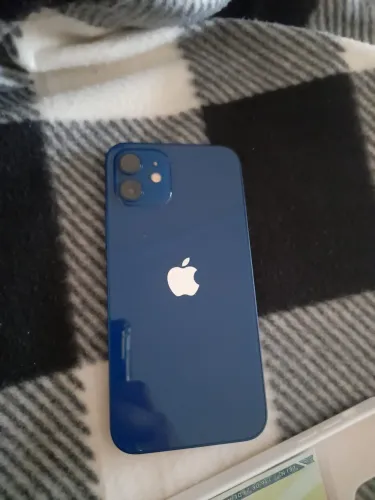 iPhone 12