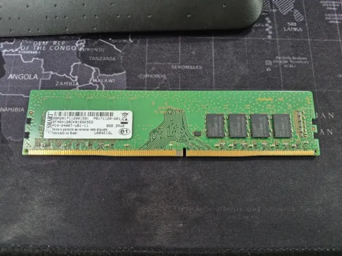 Memória DDR4 8GB 2400 MHz