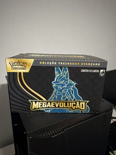 Pokemon TCG: Mega Evolutions Elite Trainer Box (Lucario)