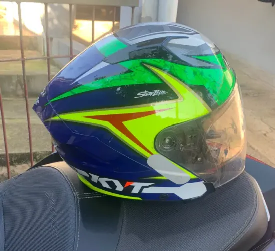 Vendo capacete usado em ótimo estado