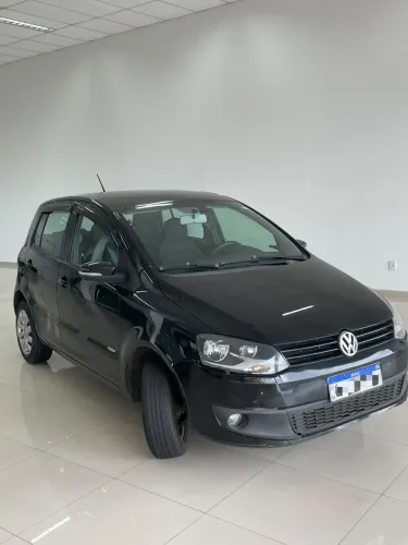 Volkswagen Fox 1.0 MI Total Flex 8V 5P 2013
