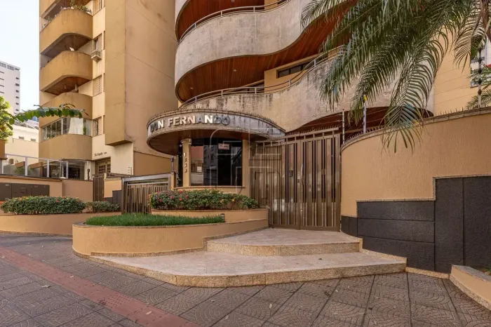 Cobertura à venda, 507 m² no Centro Nobre de Londrina/PR