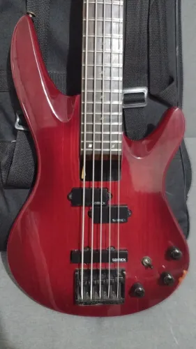 Baixo Samick Saturn Series
