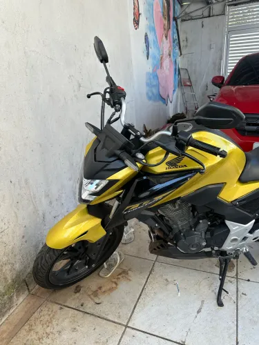 Cb 300