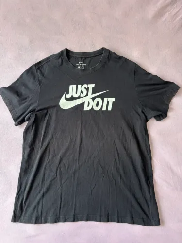 Camiseta Nike original GG