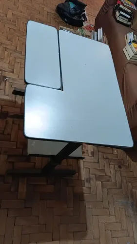 mesa para computador antiga
