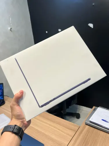MacBook Air M5 512GB 16GB RAM (2026) Midnght